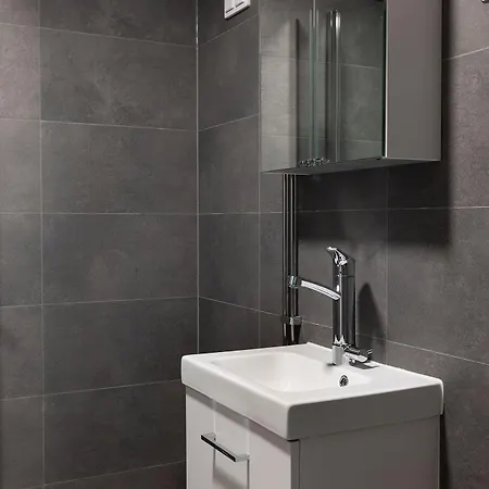 2ndhomes Center 2br Kaisaniemi Park With Balcony Appartement Helsinki